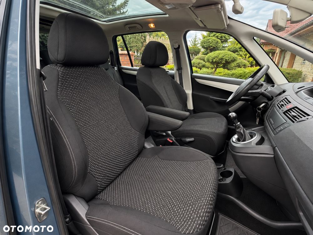 Citroën C4 Picasso 1.6 HDi FAP Exclusive - 21