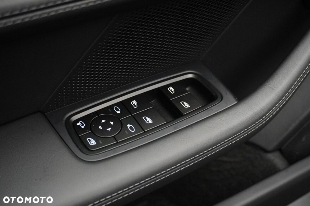 Porsche Taycan 105kWh 4S Performance Plus - 18