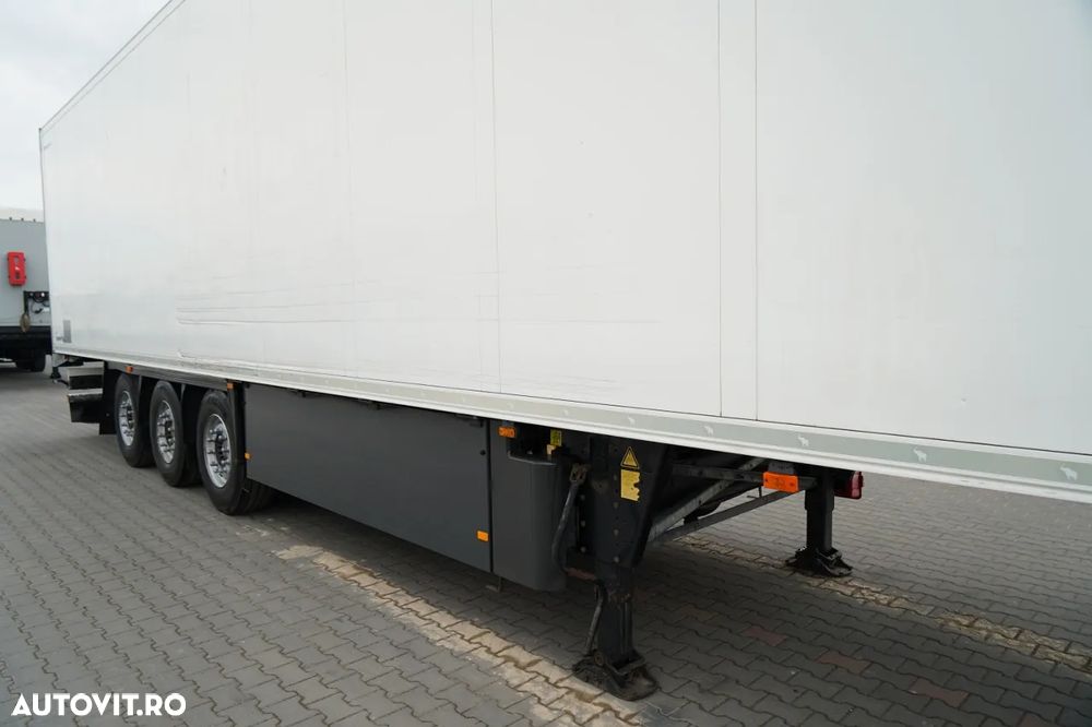 Schmitz Cargobull REFRIGERAT / THERMO KING SLXE 300 / COȘ PENTRU PALEȚI / SAF - 8