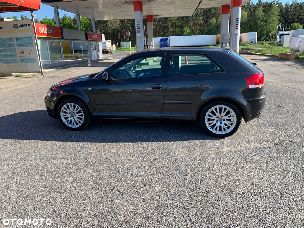 Audi A3 3-drzwiowe 1.6 Ambiente - 24
