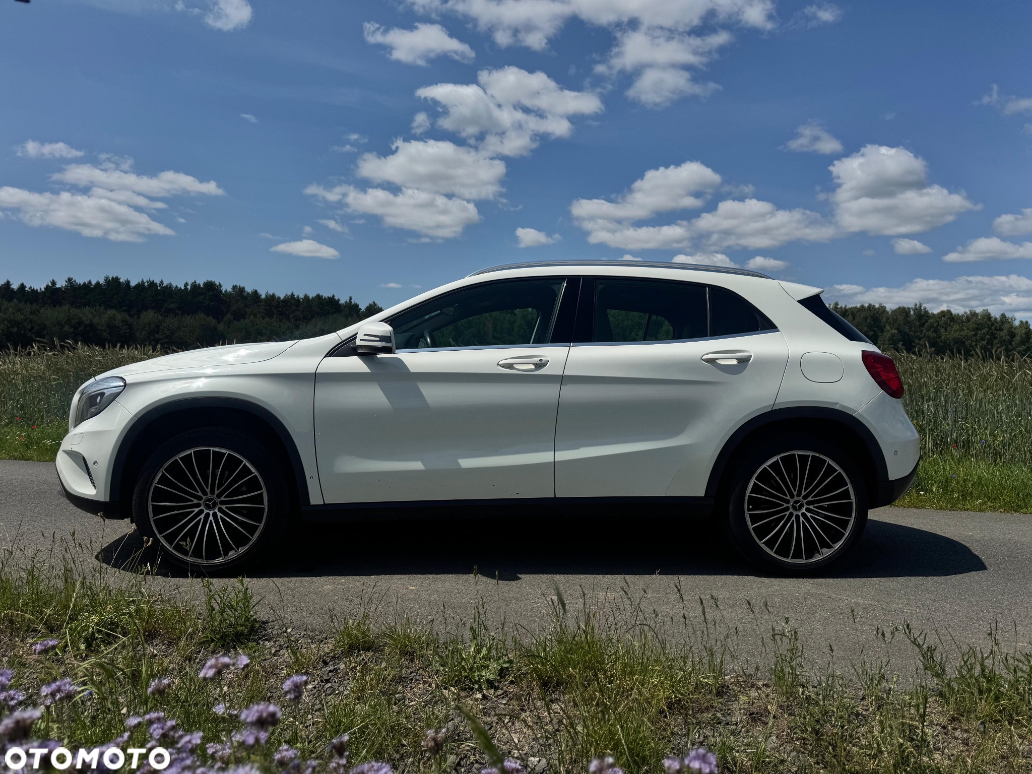 Mercedes-Benz GLA - 3