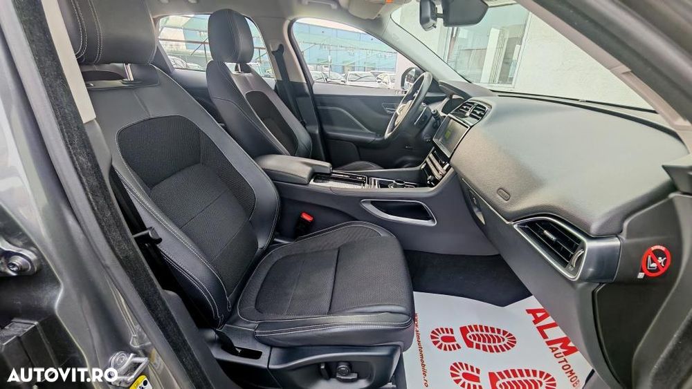 Jaguar F-Pace 20d AWD Aut. R-Sport Ingenium Edition - 11