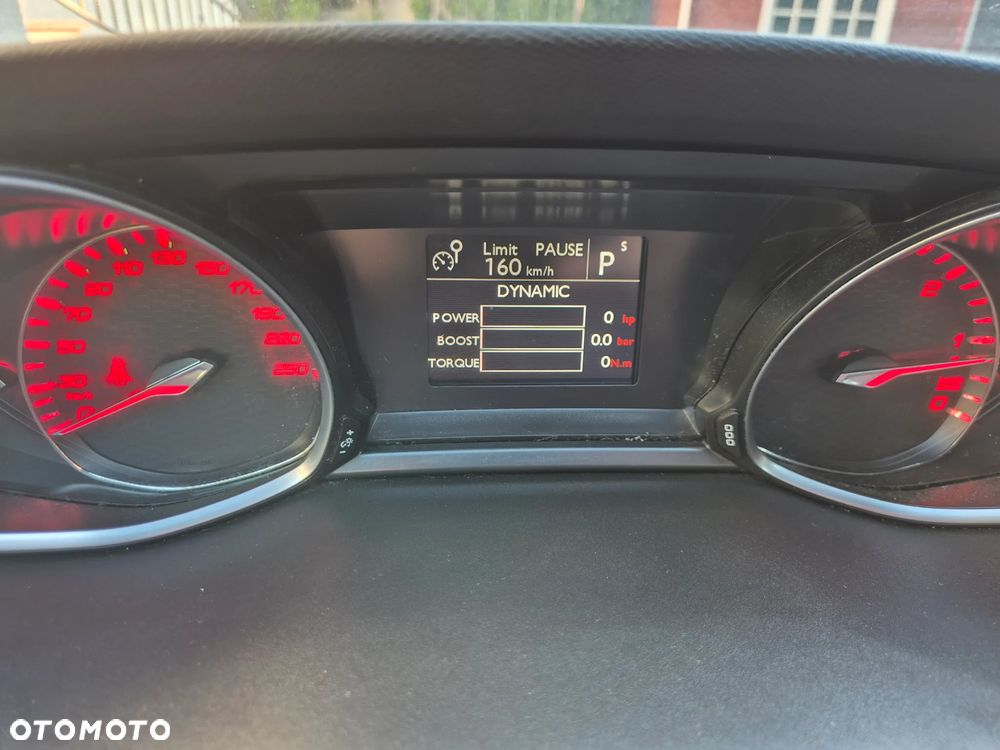 Peugeot 308 - 4