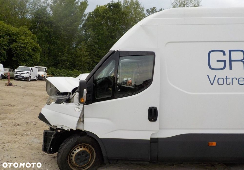 Iveco 35s16 - 10