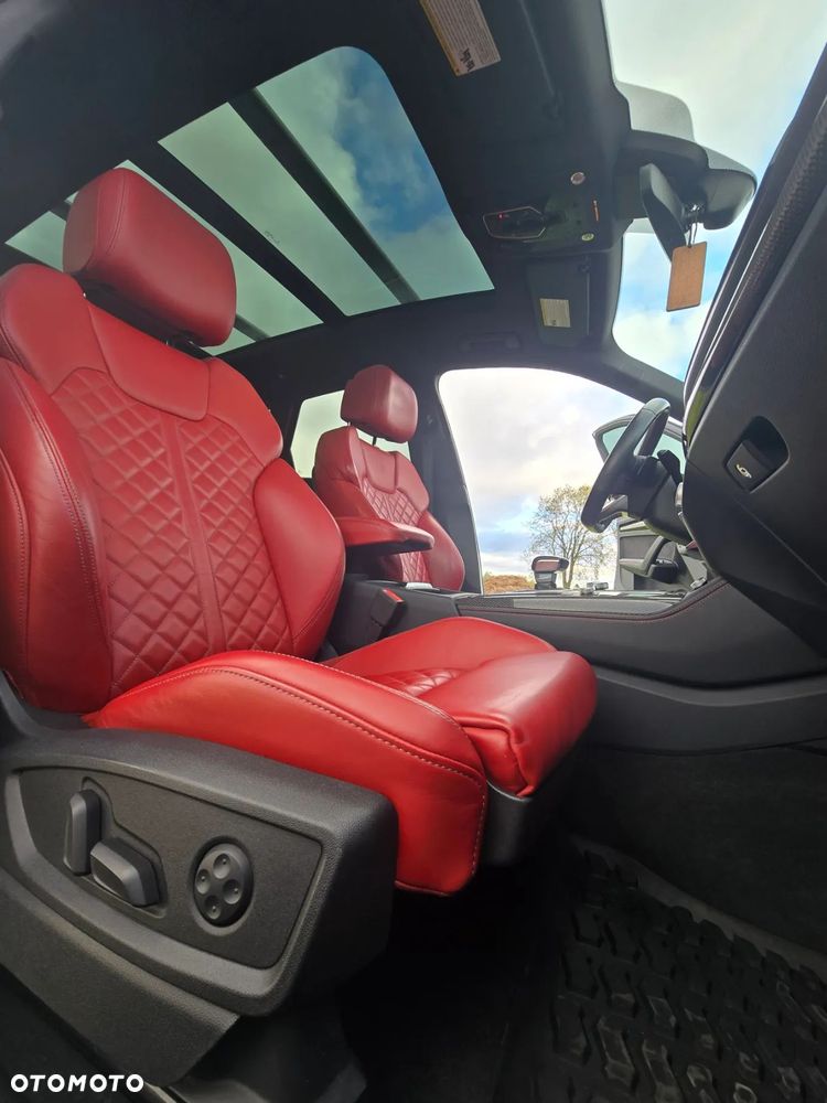 Audi SQ5 - 11