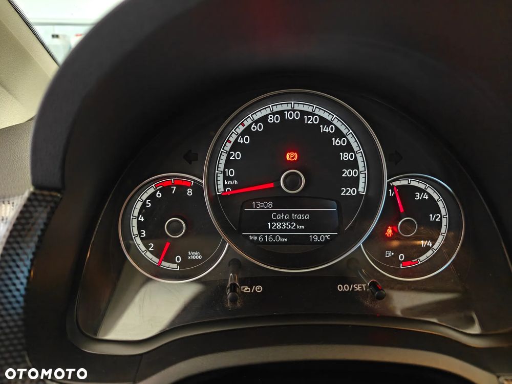 Volkswagen up! 1.0 move - 5