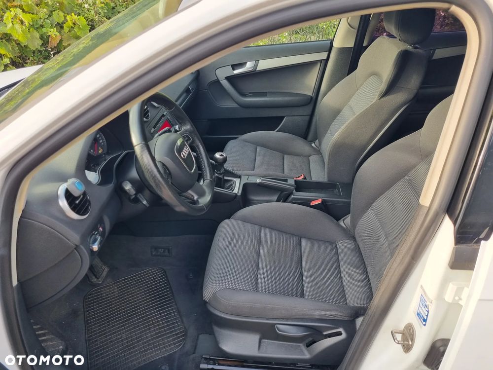 Audi A3 Sportback 1.4 TFSI Ambition - 11