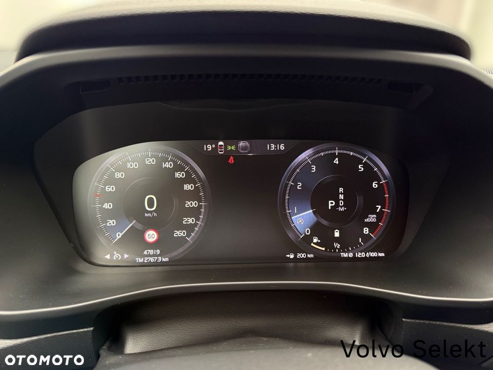 Volvo XC 40 - 18