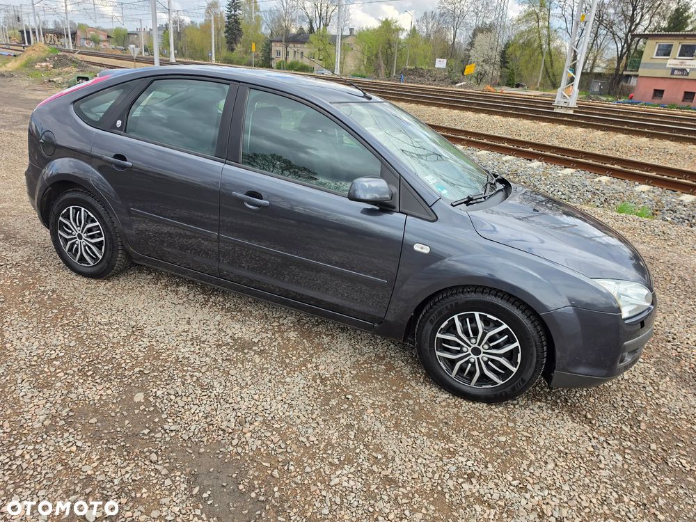 Ford Focus - 8