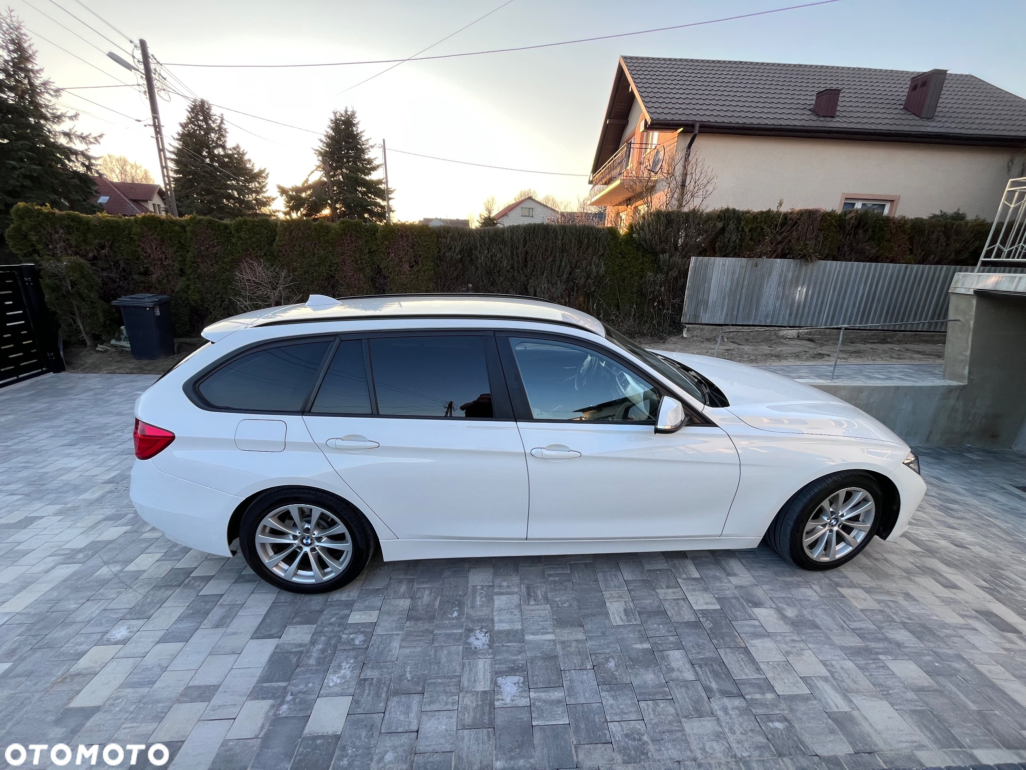 BMW Seria 3 318d xDrive - 6