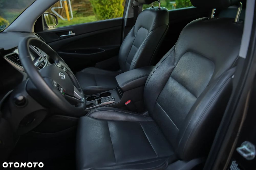 Hyundai Tucson blue 1.7 CRDi 2WD DCT Premium - 15