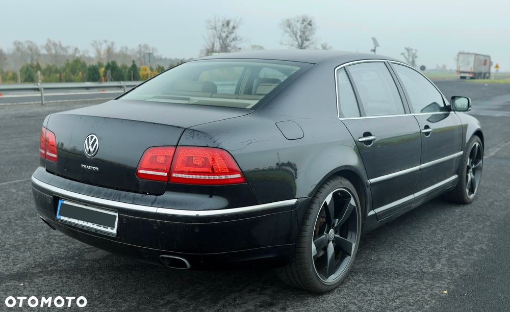 Volkswagen Phaeton 4.2 V8 4MOTION Automatik (5 Sitzer) - 10