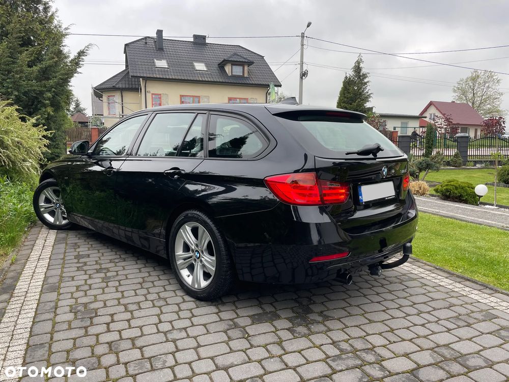 BMW Seria 3 318d Sport Line - 4