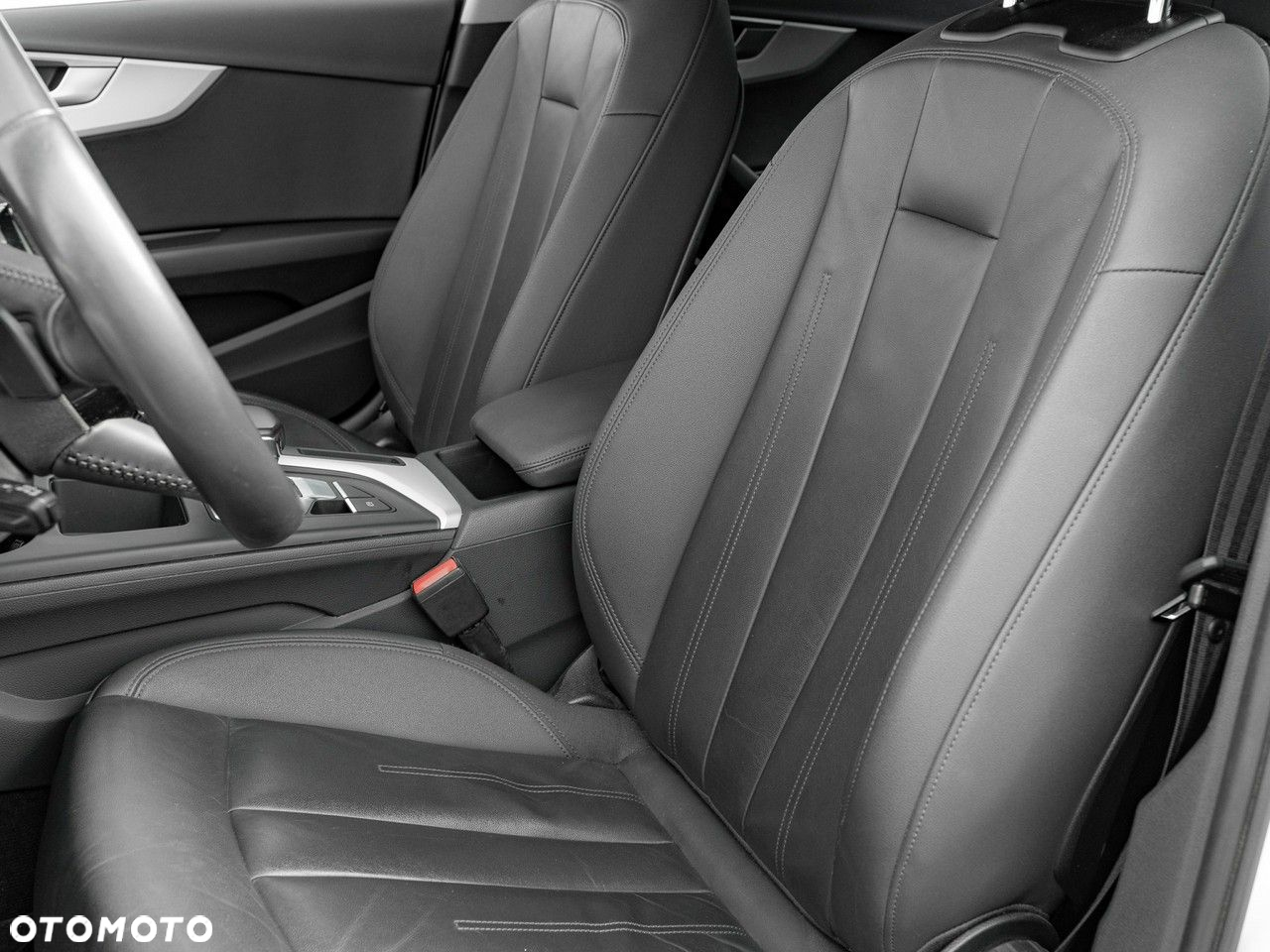 Audi A4 30 TDI S tronic - 15