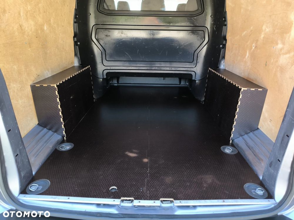 Opel Vivaro - 35