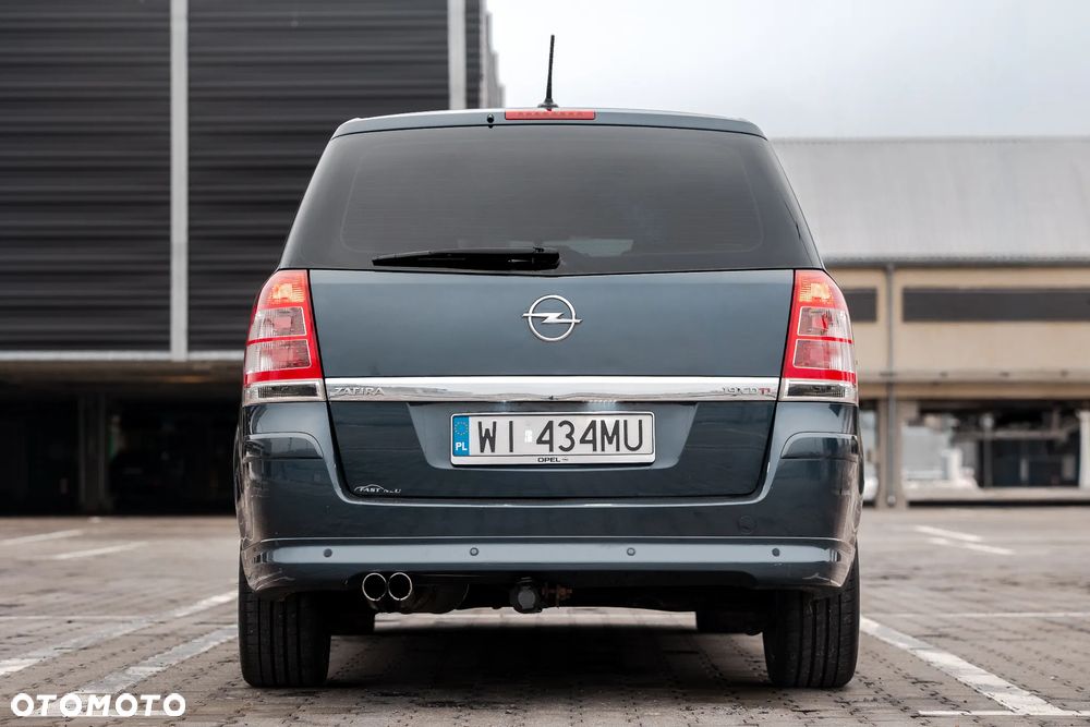 Opel Zafira 1.9 CDTI Cosmo - 8