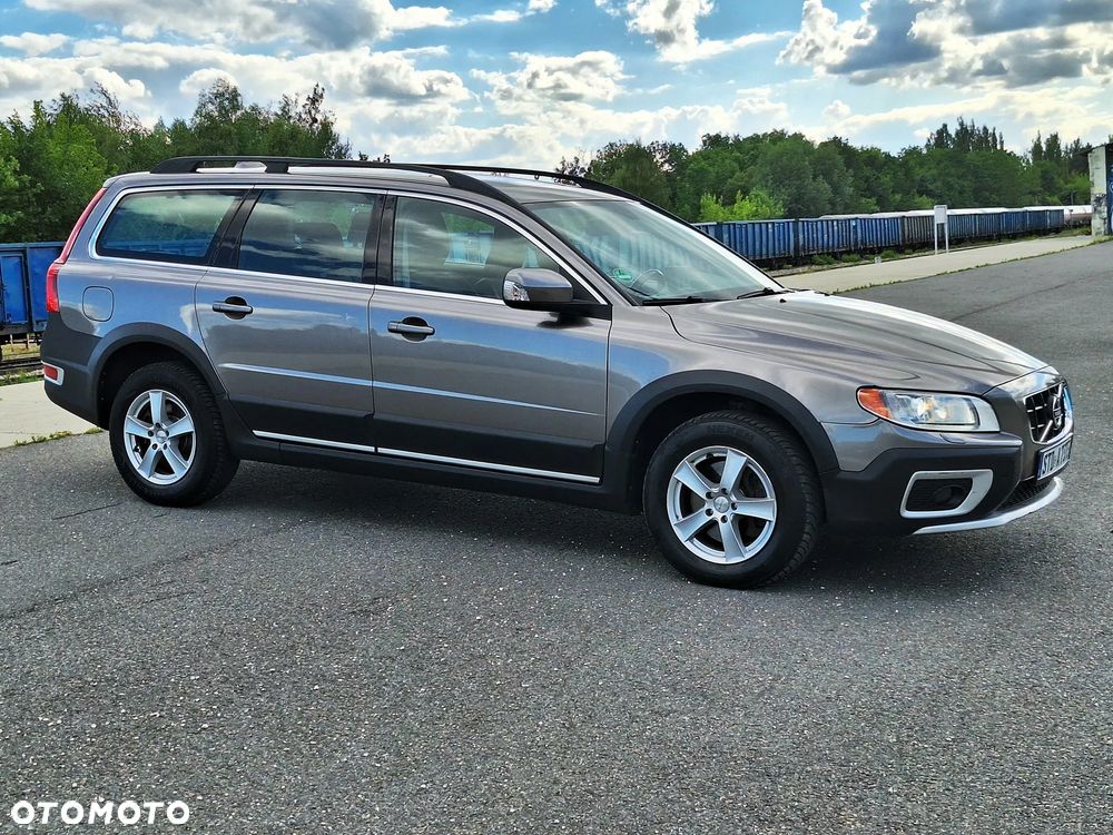 Volvo XC 70 D5 AWD Kinetic - 26