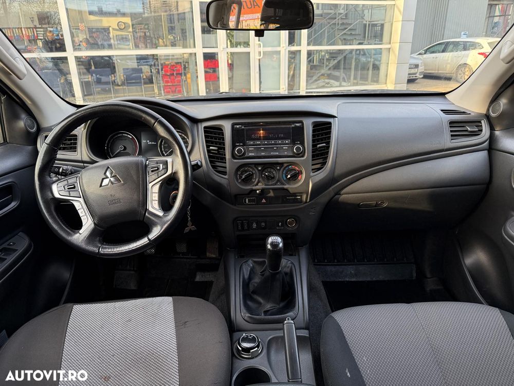 Mitsubishi L200 Double Cab 2.2 DI-D M/T Intense - 4