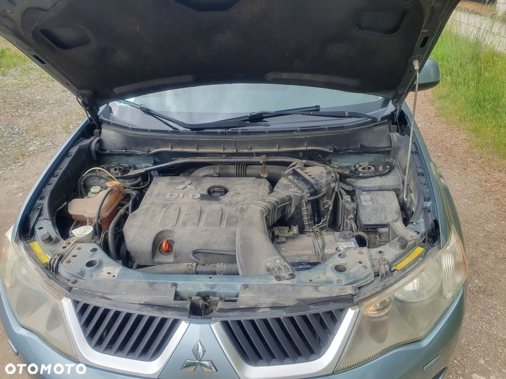 Mitsubishi Outlander 2.0 DID Intense - 15