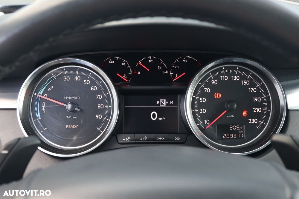 Peugeot 508 RXH Hybrid4 - 19