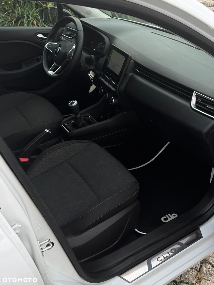 Renault Clio - 38