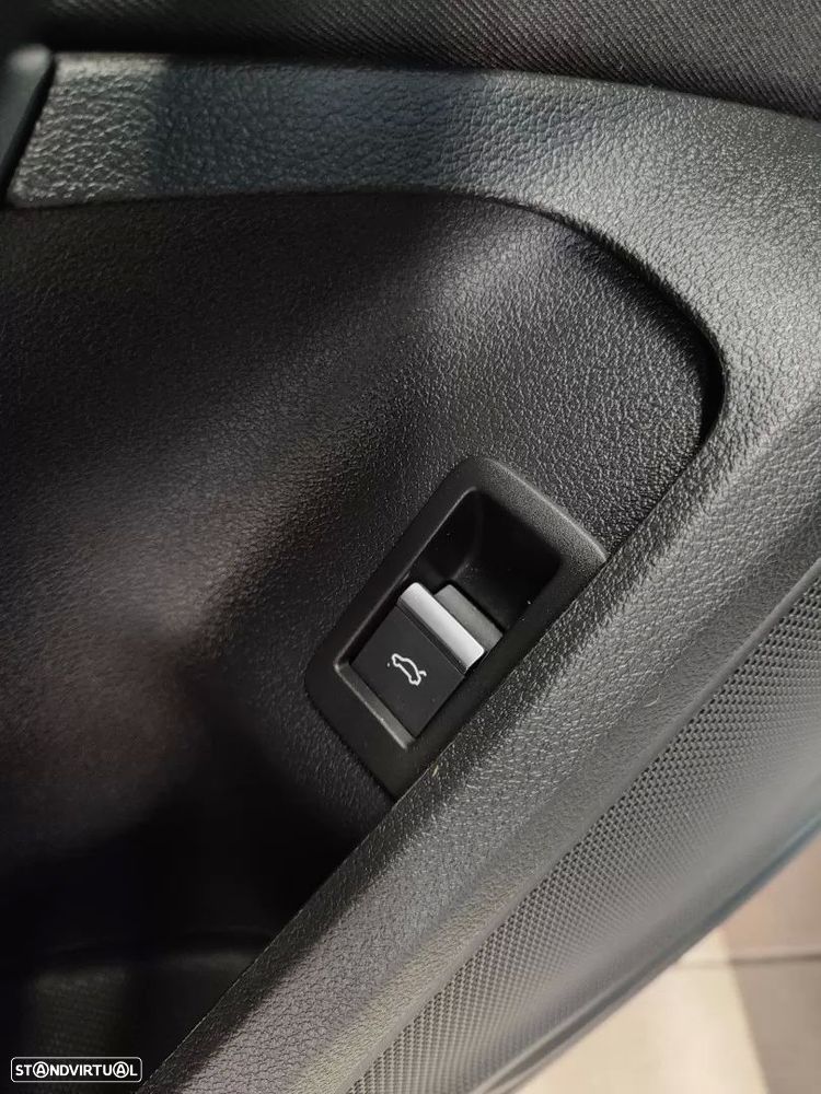Audi A5 Sportback 30 TDI Advance S tronic - 28