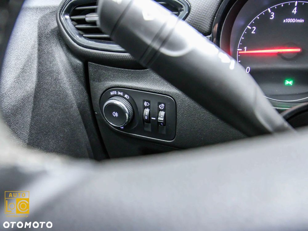 Opel Crossland X 1.2 T 120 Lat S&S - 30