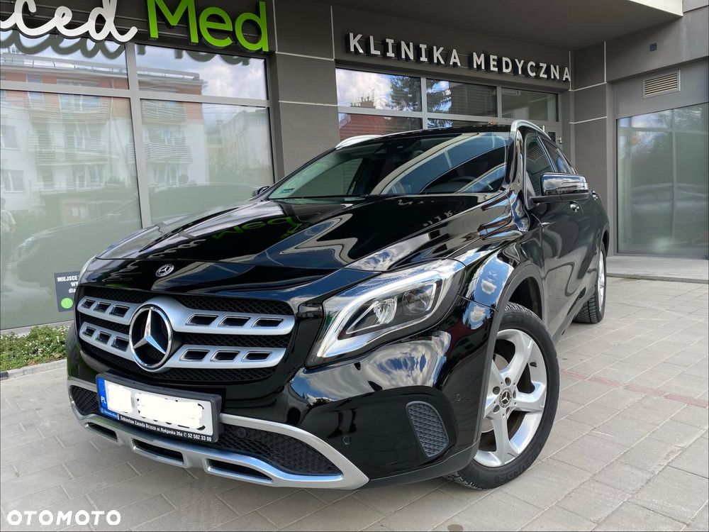 Mercedes-Benz GLA 200 7G-DCT Urban - 15