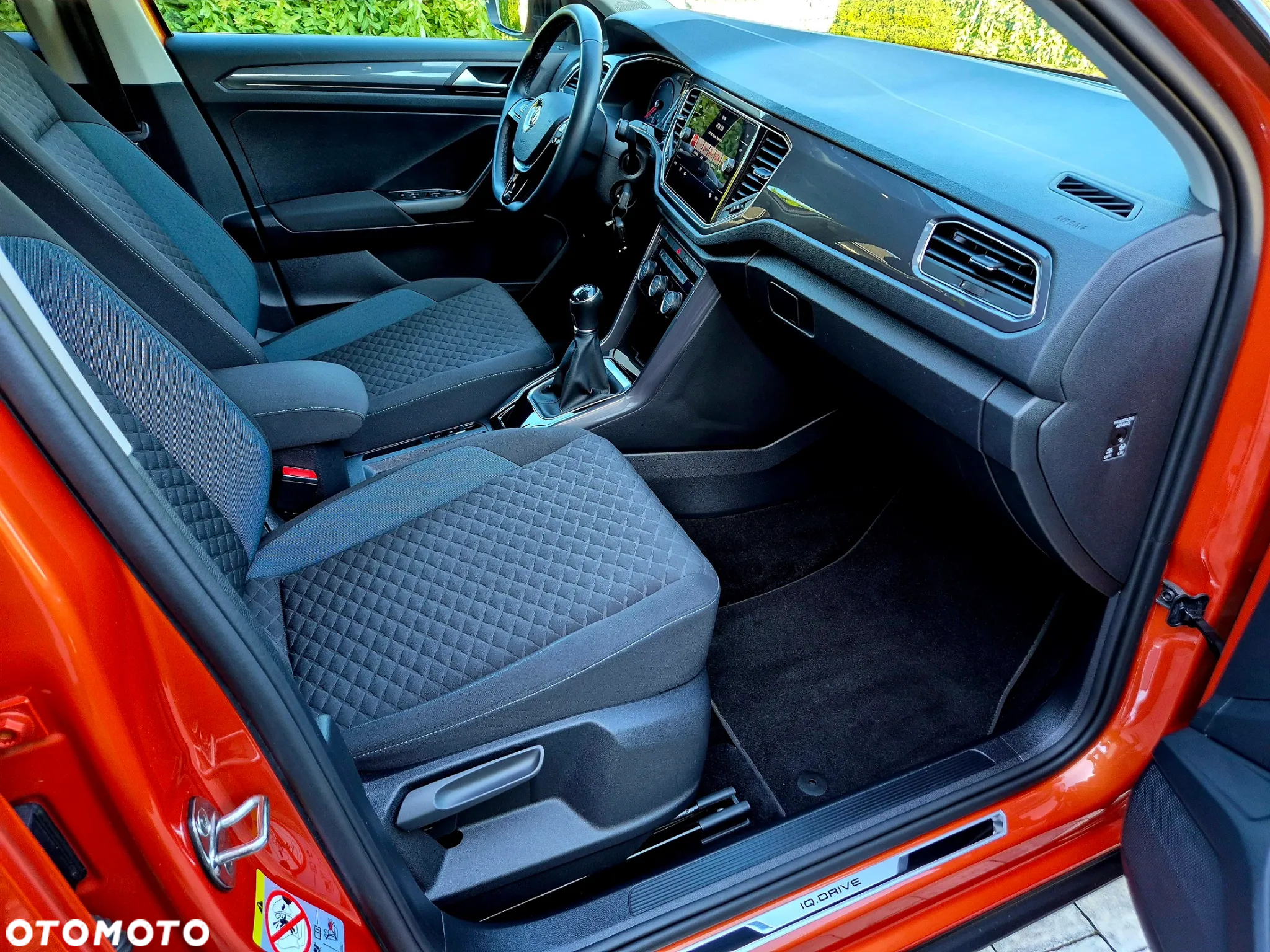 Volkswagen T-Roc 1.6 TDI SCR IQ.DRIVE - 25