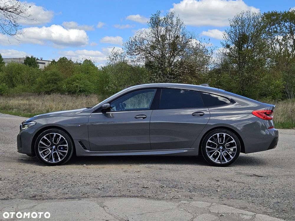 BMW 6GT - 13