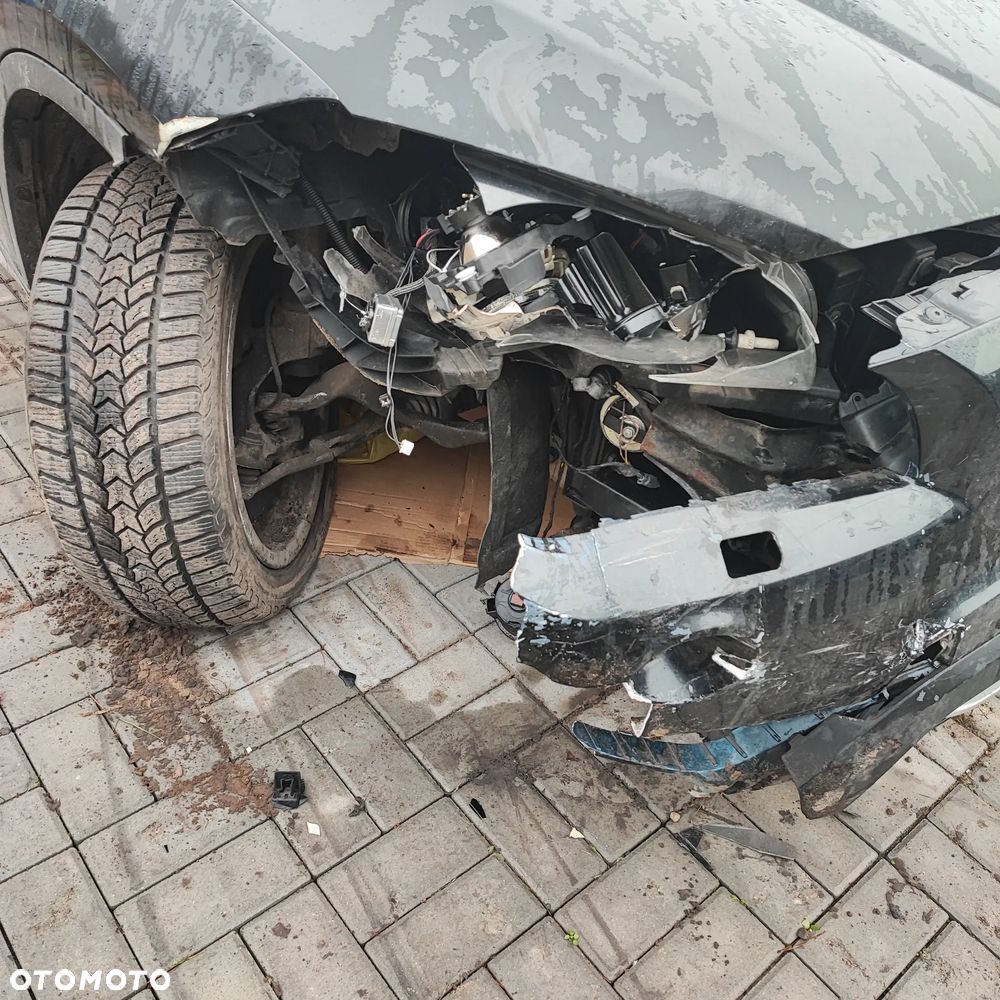 BMW X1 sDrive20d Sport Line - 6