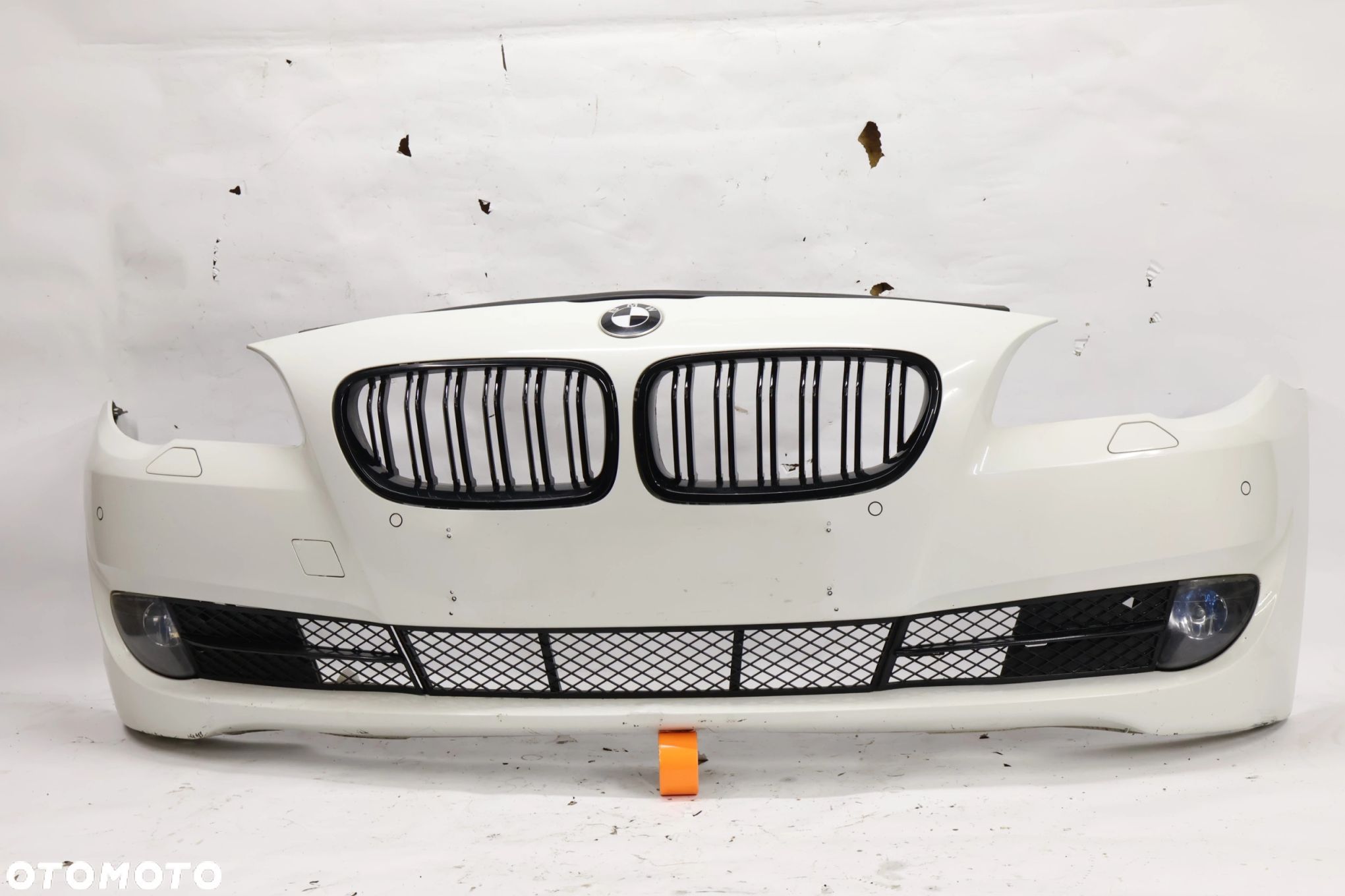 BMW F10 zderzak przód 7200712 - 1