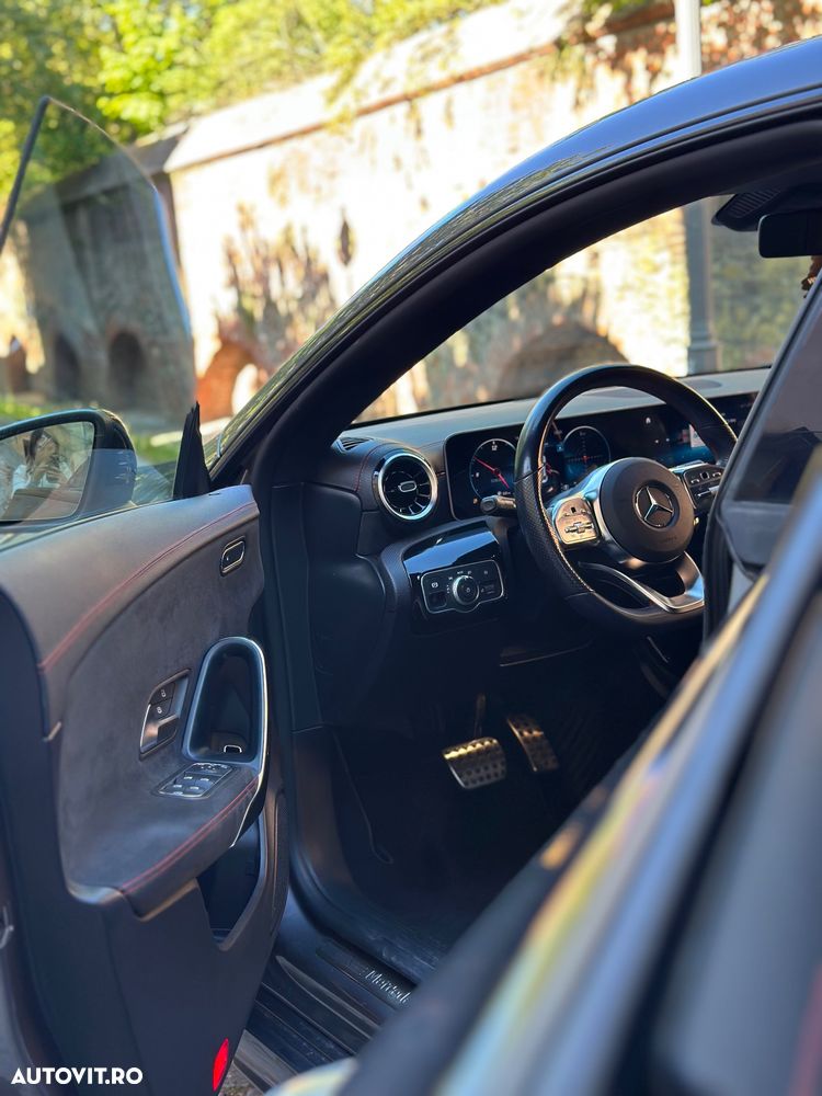 Mercedes-Benz CLA - 40