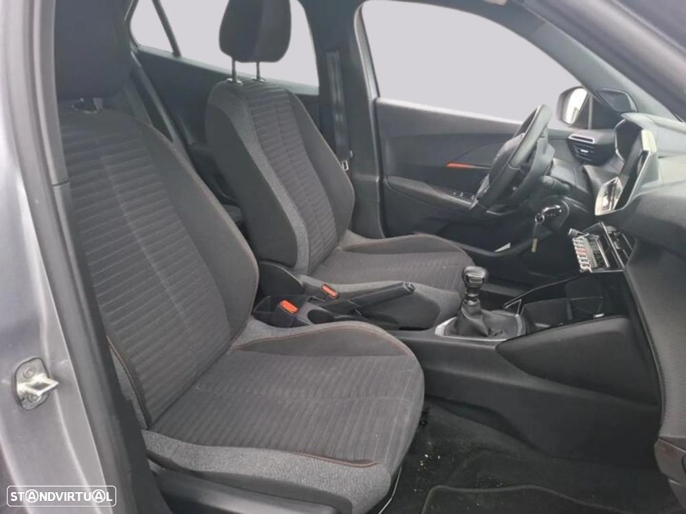 Peugeot 2008 - 6