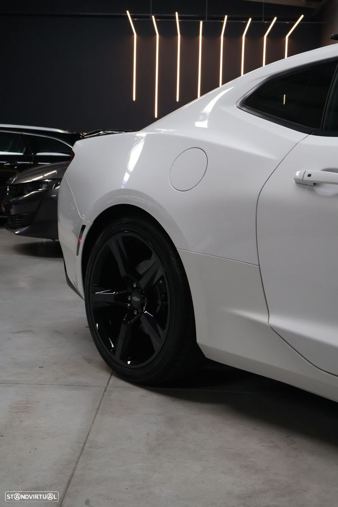 Chevrolet Camaro - 17