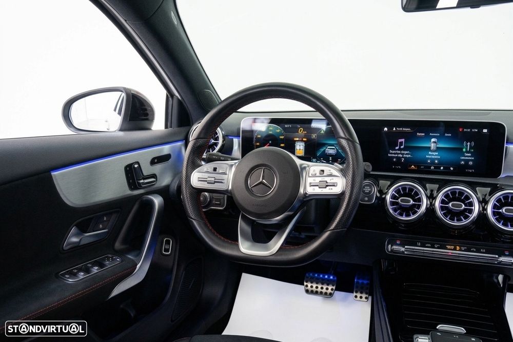 Mercedes-Benz A 180 d 7G-DCT AMG Line - 21