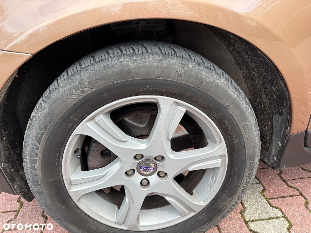 Volvo XC 60 2.4D AWD Summum - 14