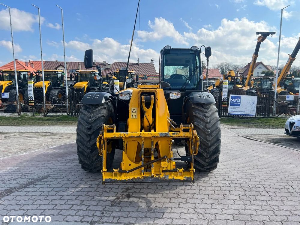 JCB 560-80 - 8