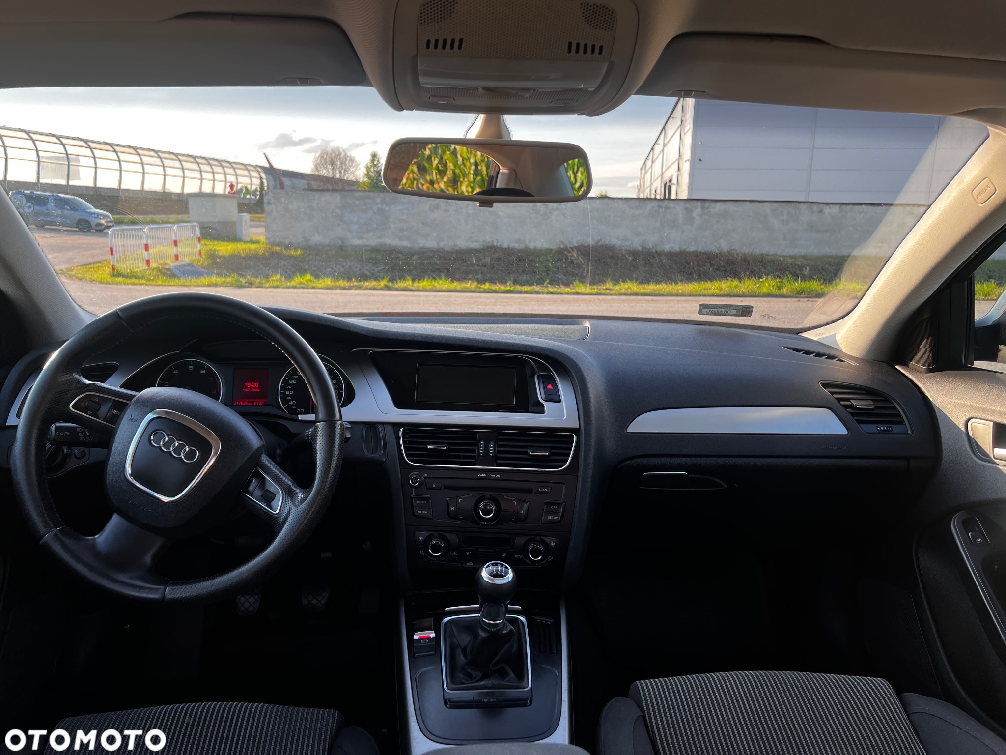Audi A4 2.0 TFSI - 13
