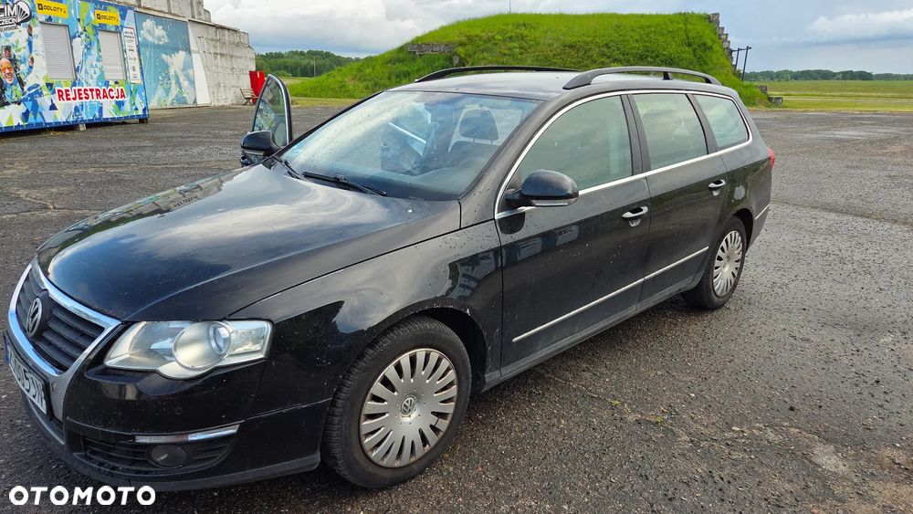 Volkswagen Passat 1.9 TDI DPF Comfortline - 1