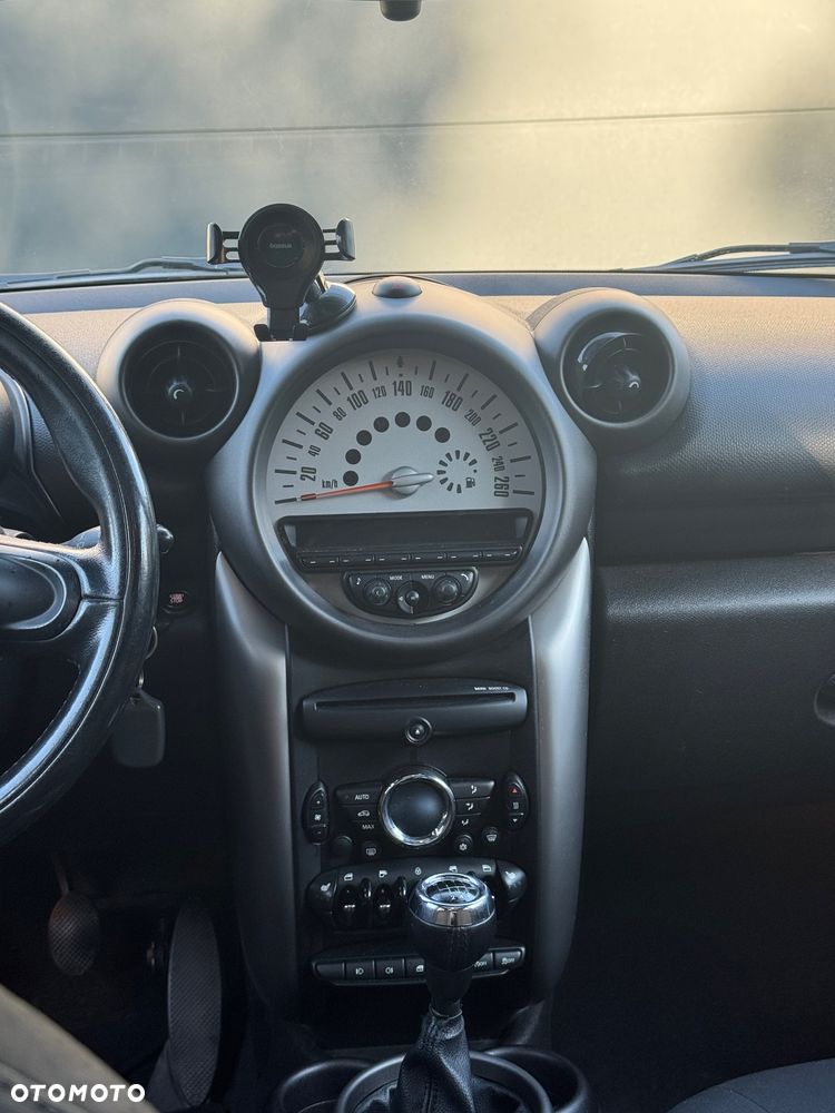 MINI Countryman One D EU6 - 16