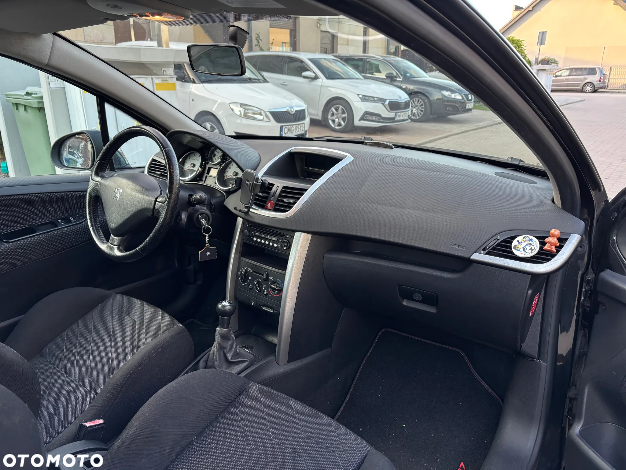 Peugeot 207 1.4 16V Trendy - 7