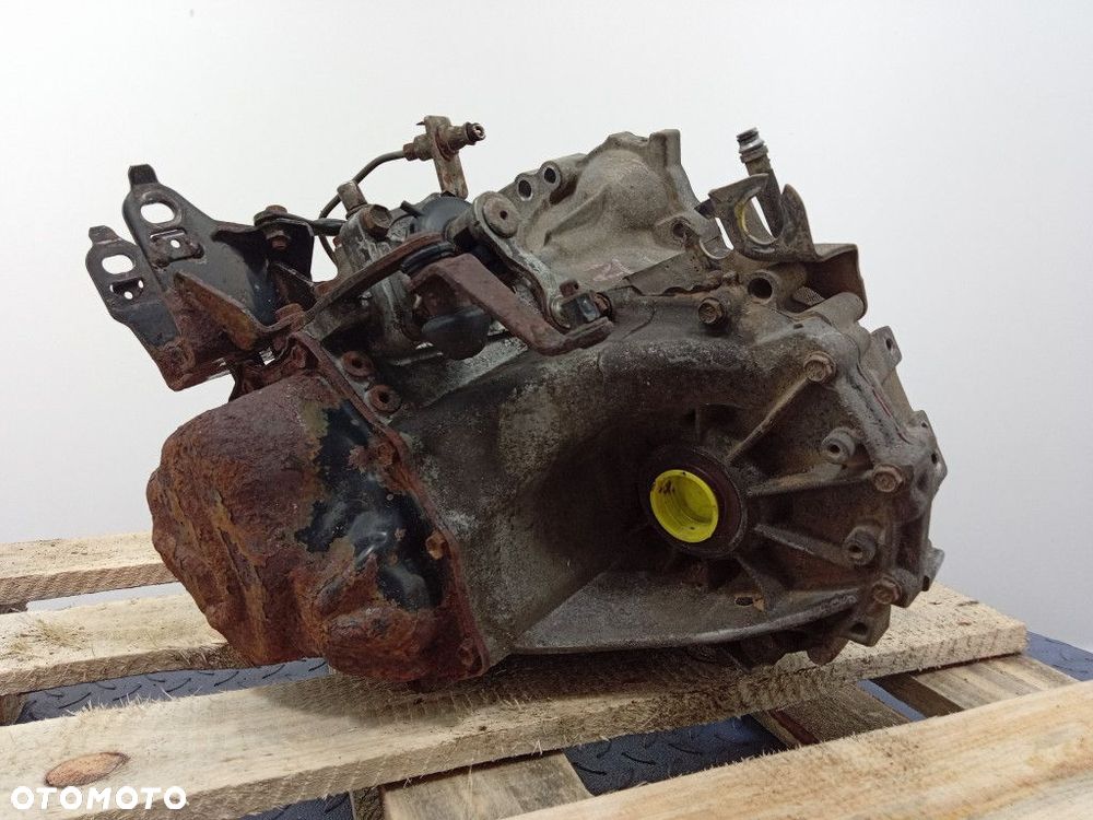 COROLLA E11 1.3 97 KM SKRZYNIA MANUALNA - 4