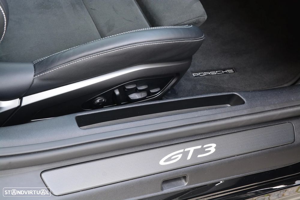 Porsche 911 (992) GT3 PDK - 57