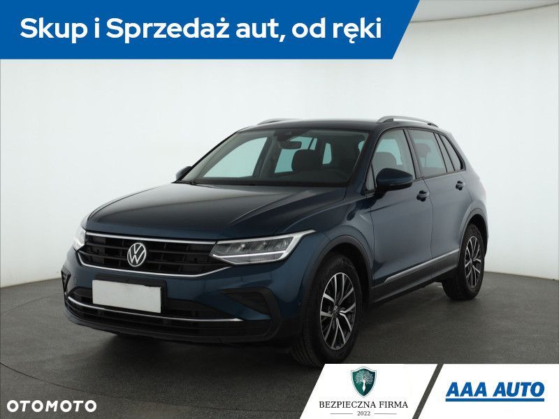 Volkswagen Tiguan - 3