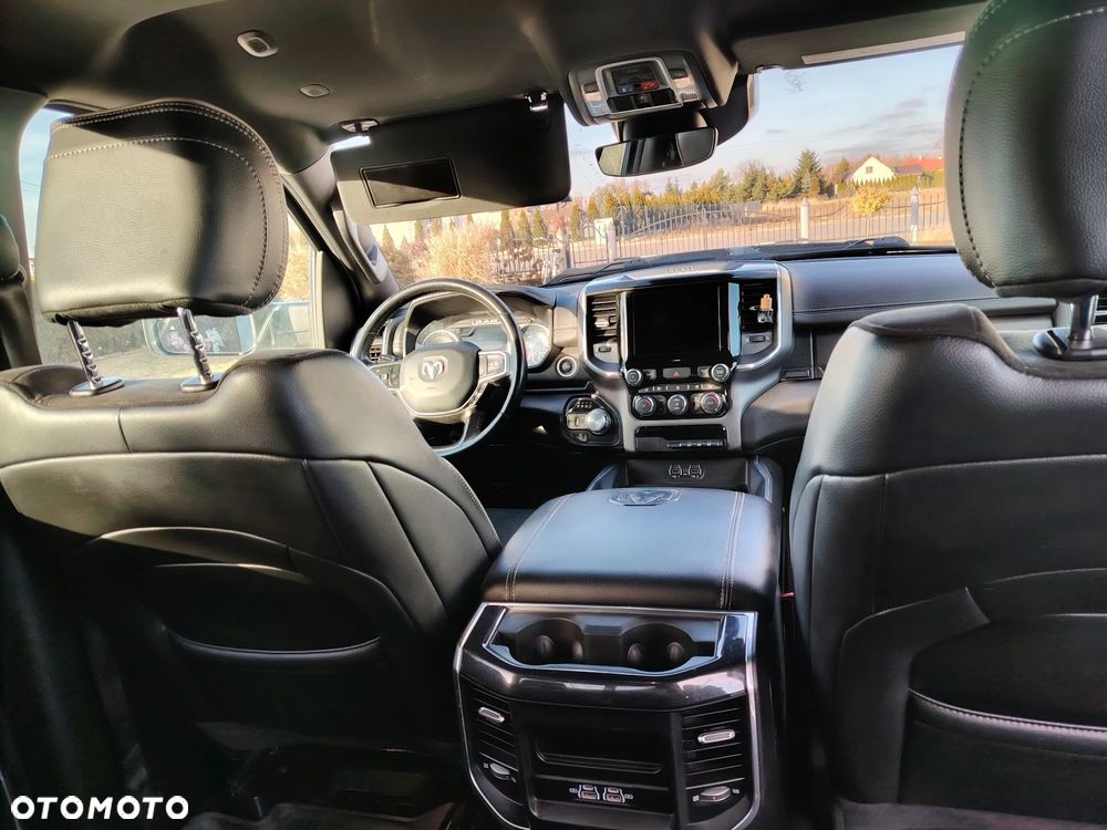 RAM 1500 5.7 Crew Cab Laramie - 21