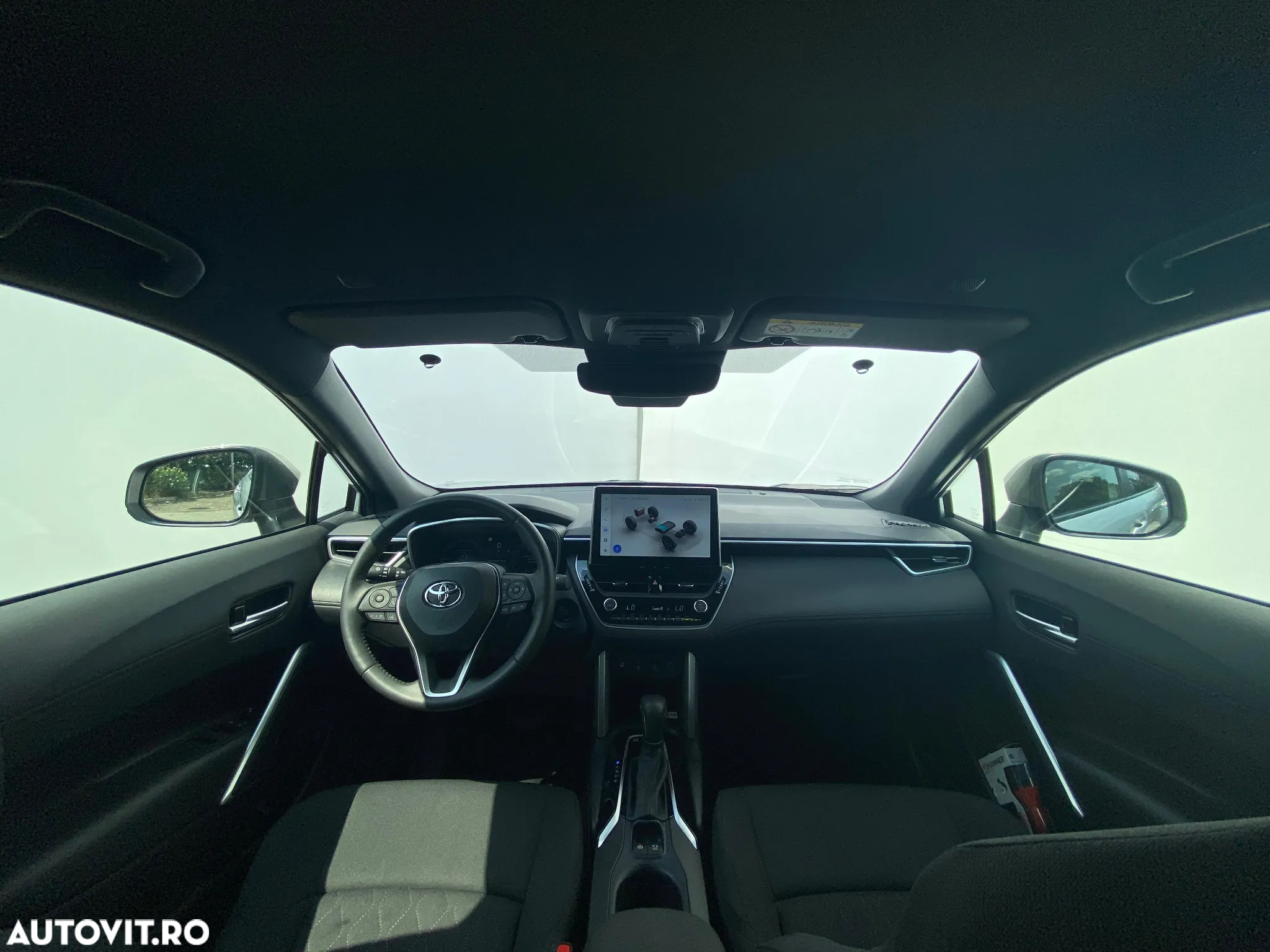 Toyota Corolla Cross - 10