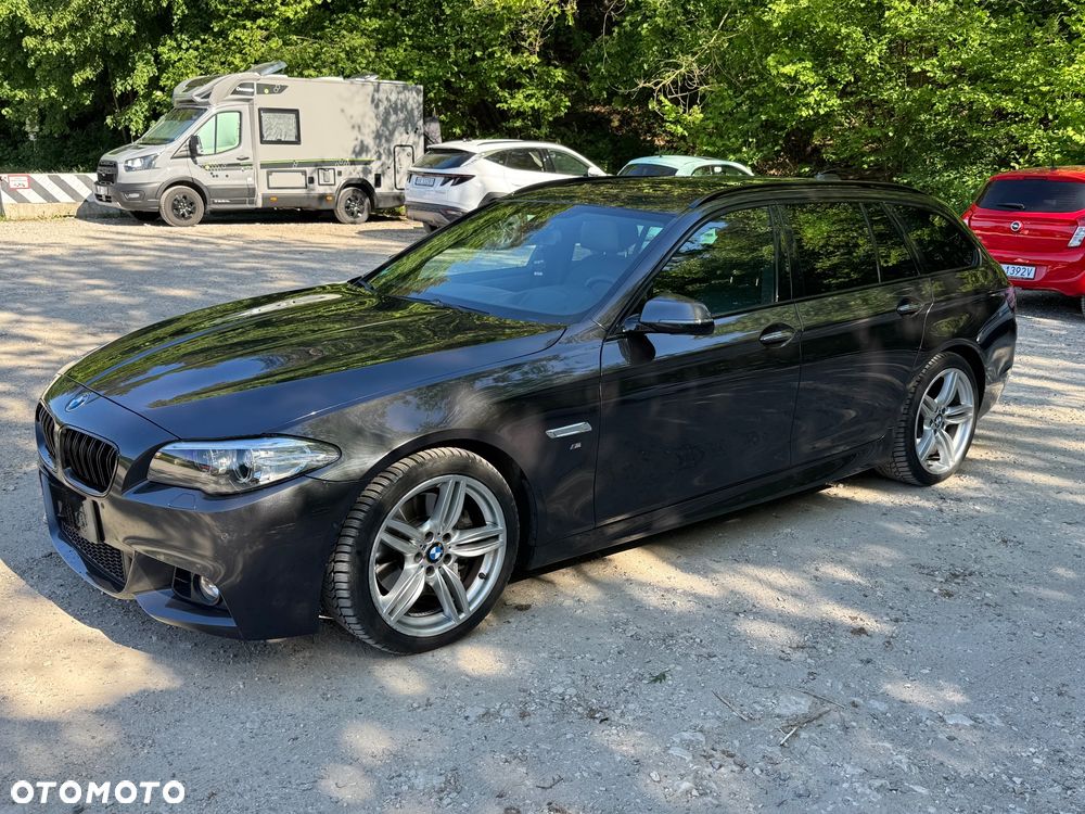 BMW Seria 5 528i xDrive Sport-Aut - 2
