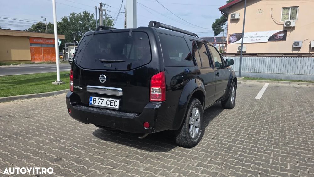 Nissan Pathfinder 2.5 dCi LE - 6