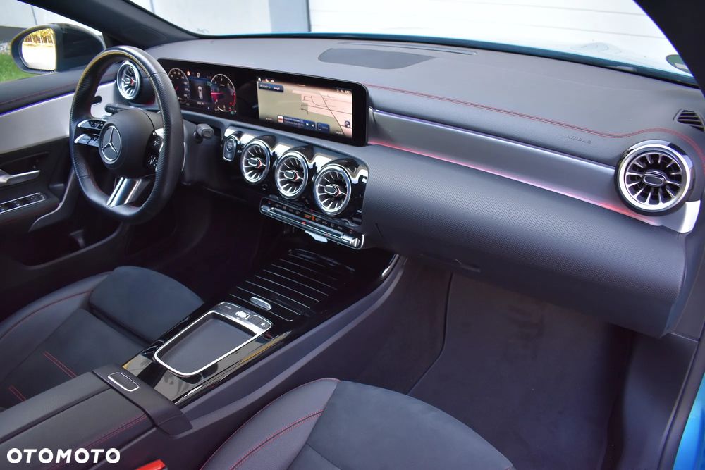 Mercedes-Benz CLA 200 d 8G-DCT AMG Line Advanced Plus - 22